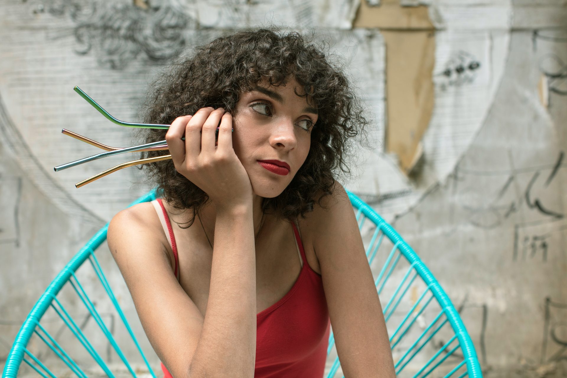 Elevate your wardrobe with sustainable pieces that shine in the city! Mix eco-friendly fabrics with bold accessories. Discover how to style green outfits effortlessly. #Green #City #Sustainable #Style #Conscious #FashionTips