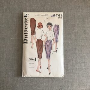 1950S Uncut Butterick 8761 Pencil Skirt Pattern Waist 24 1/2