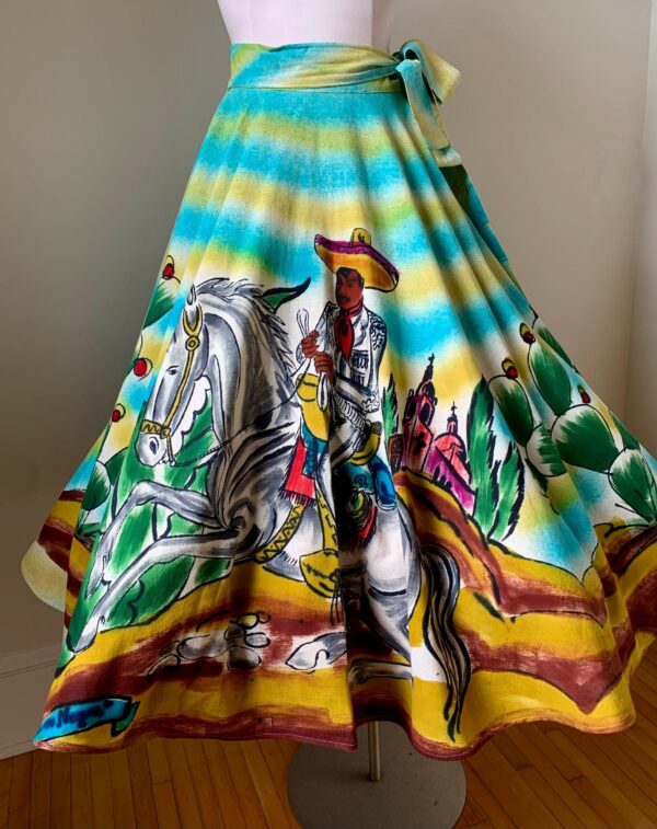 1950's Mexican Full Circle Skirt - Hand Painted Details Souvenir Border Print 27 Inch Waist 232 Sweep