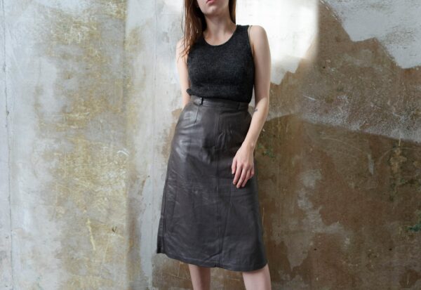 80S Vintage Leather Skirt | Minimalist Grey Skirt, High Waist A-Line Retro Statement Below Knee Midi S - M