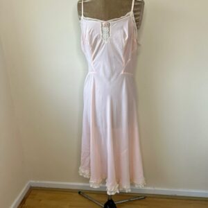 A Vintage 1960's Peach Nightdress, Negligee, Coquette Slip Dress. UK 12 - 14