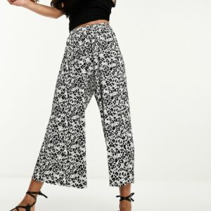 ASOS DESIGN plisse wide leg trouser culottes in mono animal-Multi