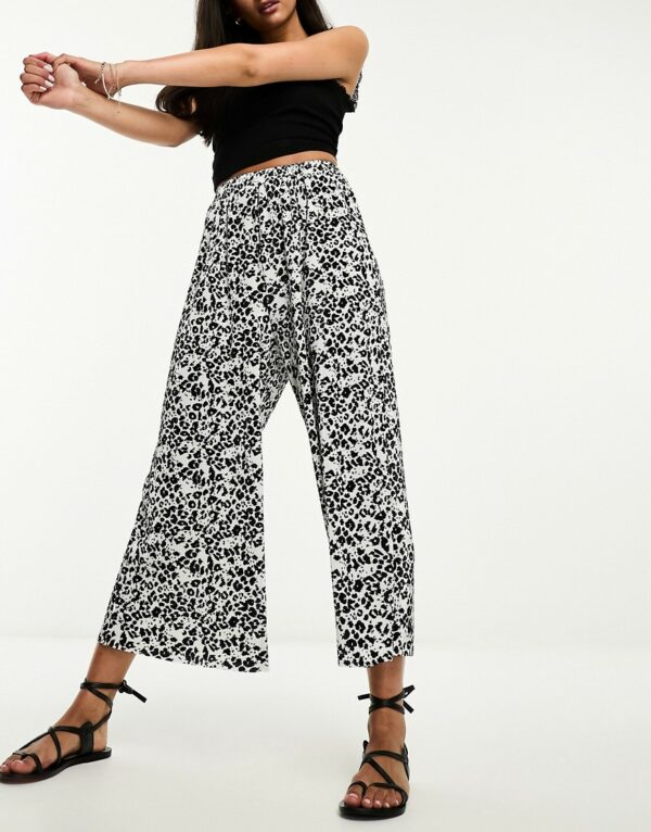 ASOS DESIGN plisse wide leg trouser culottes in mono animal-Multi