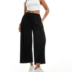 ASOS DESIGN plisse wide trouser culottes in black