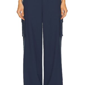 Beyond Yoga City Chic Cargo Pant in Nocturnal Navy - Navy. Size S (also in ).