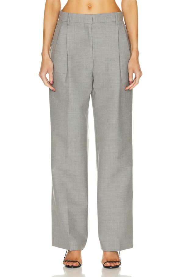 Burberry Tailored Pant in Light Grey Melange - Grey. Size 2 (also in 0).