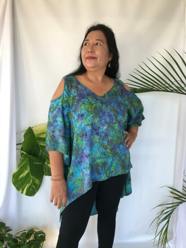 Cold Shoulder Hi Low Batik Blouse, Peek A Boo Plus Size Top, Blue Green Rayon Short Kaftan, Loose Fit Tunic, Kimono Poncho Batwing