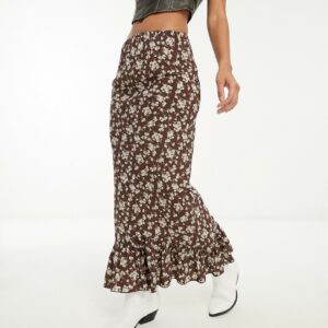 Emory Park bold floral ruffle edge midaxi skirt in deep brown