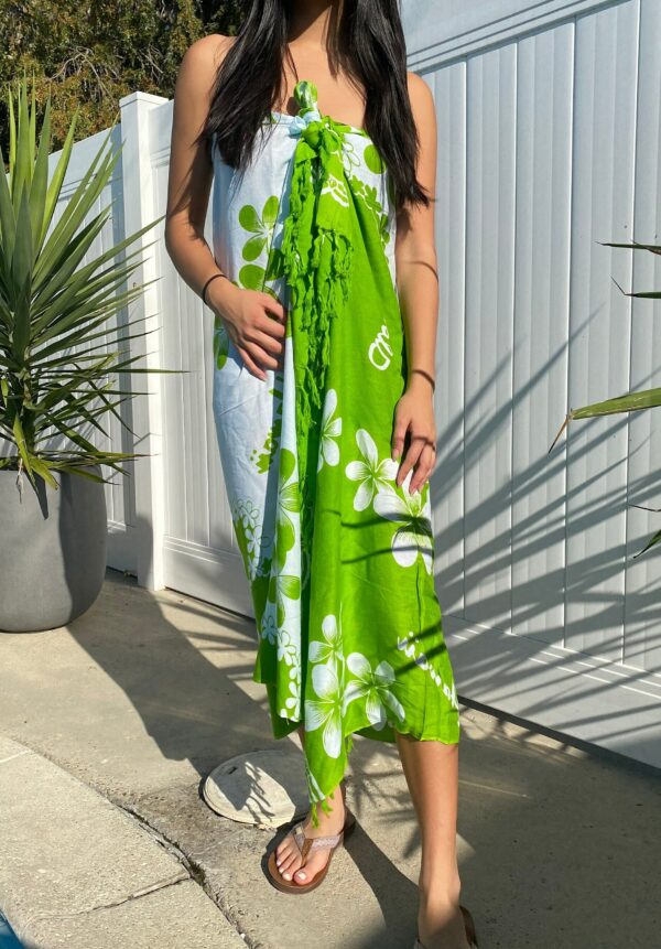 Hawaiian Design Green & White Plumeria Flower Sarong Cover-Up Floral Pareo Wrap Skirt Dress