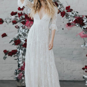 Ivory Boho Wedding Dress Lace A-Line With Train Backless Half Sleeves V-Neck Bridal Dresses Free Customization