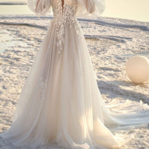 Ivory Simple Wedding Dress With Train A-Line Off-The-Shoulder Long Sleeves Backless Lace Bridal Gowns