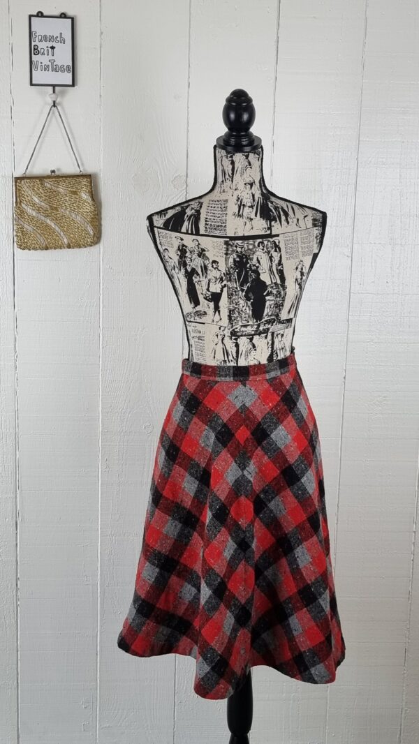 Red Skirt Size S Wool 80's Checked Dark Academia Aesthetic 4 Panel Black Checkered Grunge Style