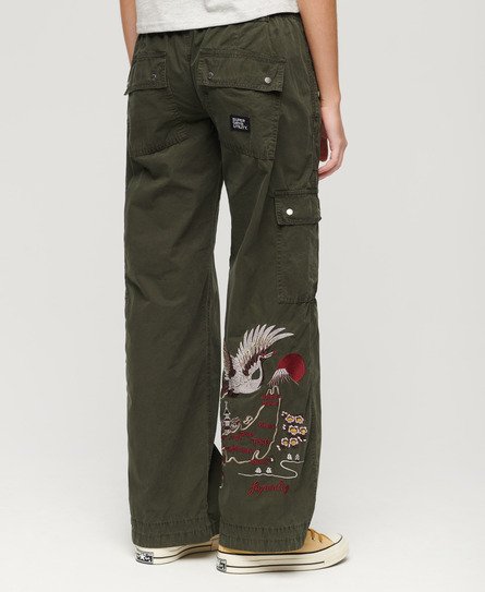 Superdry Women's Low Rise Embroidered Cargo Pants Green / Surplus Goods Olive Green - Size: 26