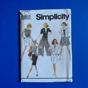 Uncut Simplicity 7747 Misses Culottes in 2 Lengths, Skirt, Top & Unlined Jacket Sewing Pattern - Size 6-10 Or 18-22