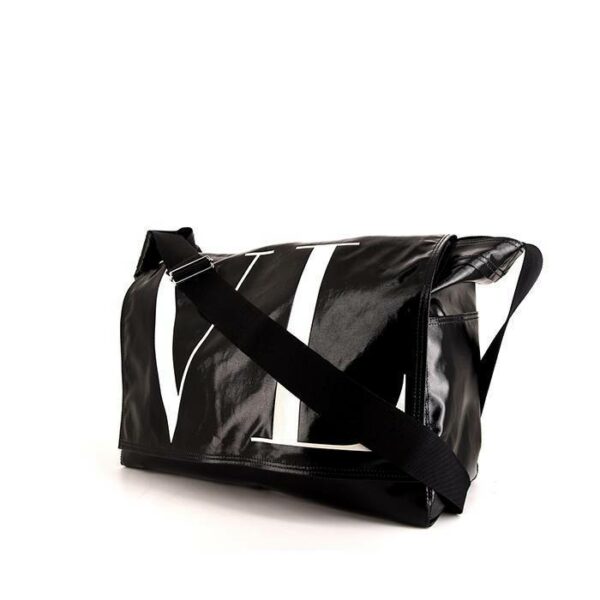 Valentino Garavani shoulder bag in black canvas