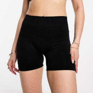 Vero Moda shapewear short leggings in black