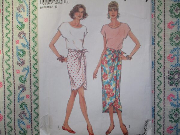 Vintage 1990S Simplicity Sewing Pattern 8392 Misses Mock Wrap Sarong Skirt in Two Lengths & Top Size 6-12