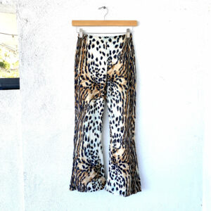 Vintage 60S 70S Animal Print Flare Pants // Leopard Cheetah Spotted Graphic Cropped Bell Bottoms