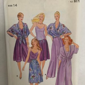 Vintage Butterick 4122 Sewing Pattern Womens Misses Top With Kimono Sleeves Camisole Skirt Culottes Size 14 1980S Hard To Find Uncut Ff