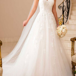 White Simple Wedding Dress A-Line Strapless Sleeveless Backless Long Lace Bridal Dresses