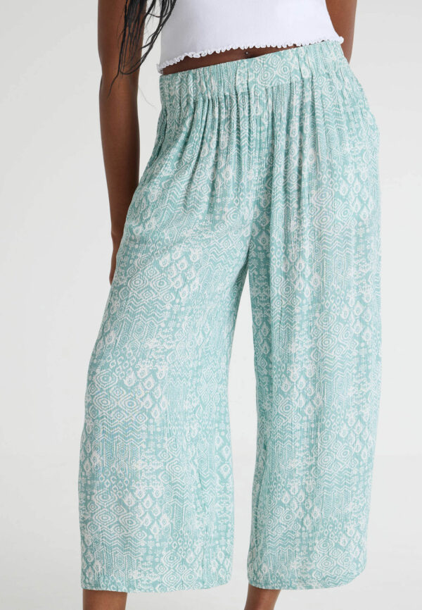 Womens Green Aztec Print Crinkle Culottes