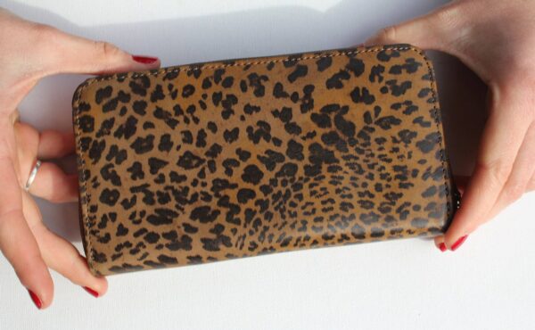 Zip Surround Large Wallet, Leopard Printed Multi Card Space & Zipped Large Rectangular Genuine Leather Clutch Bag