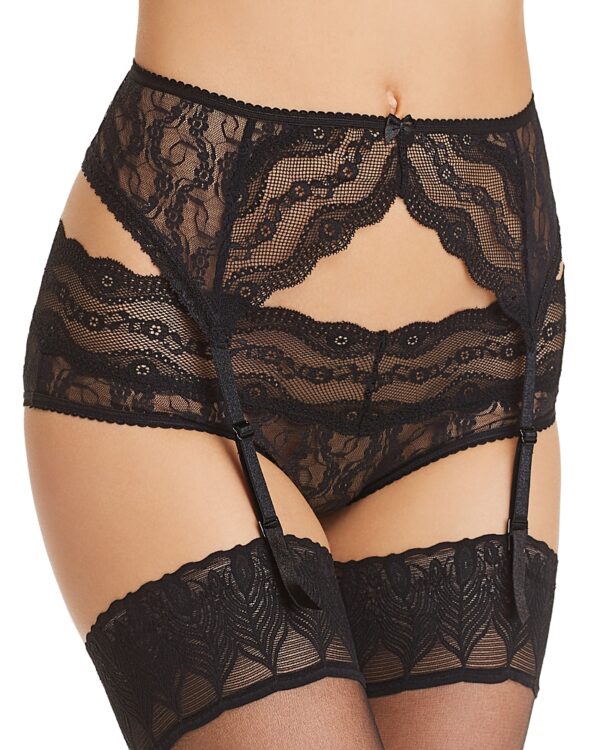 b. tempt'd by Wacoal Lace Kiss Garter Belt