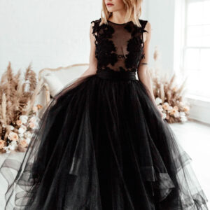 Black Bridal Dress A-Line Illusion Neckline Sleeveless Backless Applique Floor-Length Lace Tulle Bridal Gowns