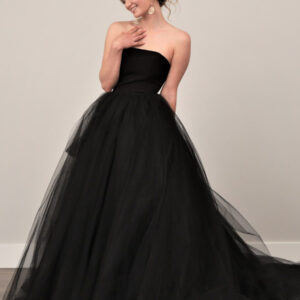 Black Loyal Wedding Dresses A Line Sleeveless Backless Lace With Train Bridal Gown