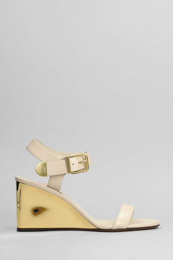 Chloé Rebecca Wedges In Beige Leather