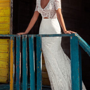 Ivory Boho Wedding Dress 2024 Lace Mermaid With Train Backless Short Sleeves V-Neck Wedding Dresses