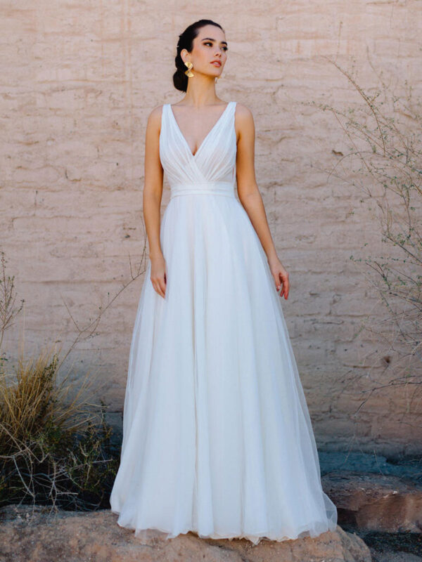 Ivory Boho Wedding Dress Chiffon Split A-Line Court Train Backless Sleeveless V-Neck Bridal Dress Free Customization