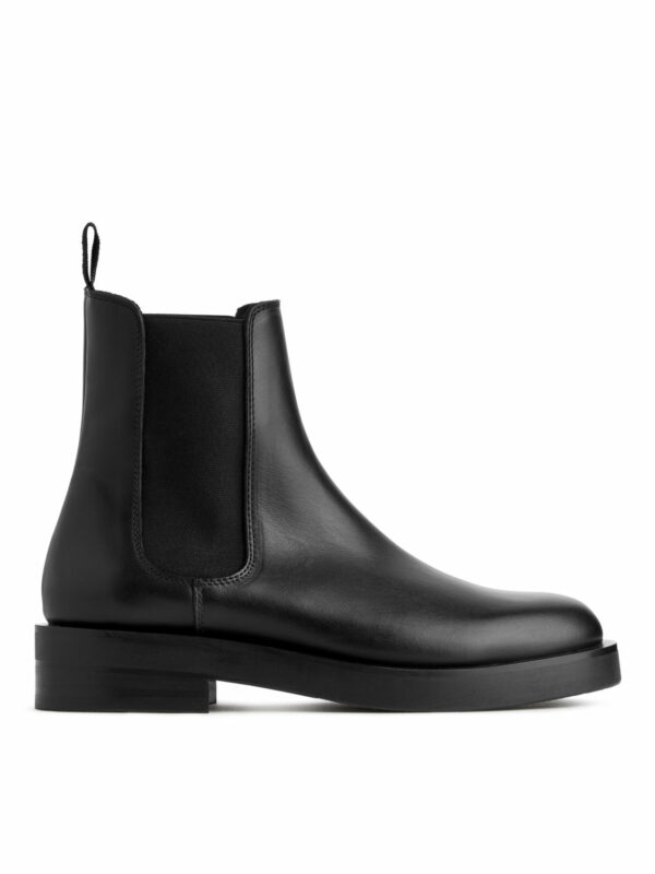 Leather Chelsea Boots - Black