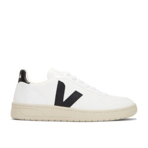 Veja V-10 Sneakers in White & Black - White. Size 42 (also in 40).