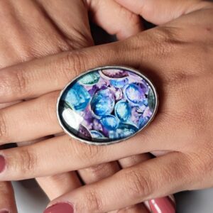 Wide Oval Shape Cabochon Ring, Chunky Fashion Purple Blue Shade Cocktail Dress Party Wear Silver Statement Ring