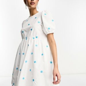 Y. A.S smock mini dress with embroidered blue flowers in white