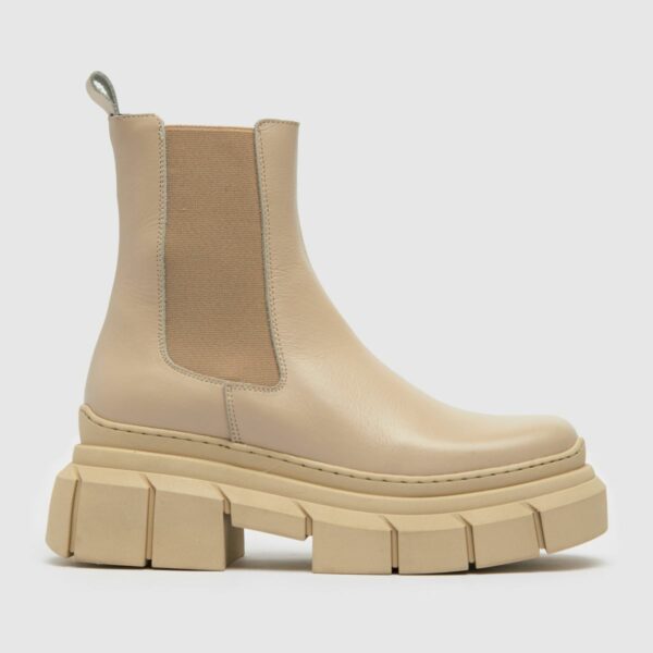 schuh amalfi chunky chelsea boots in natural