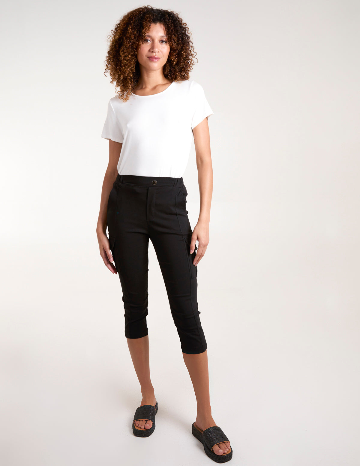 Seam Detail Crop Trousers With Cargo Pocket - BLACK