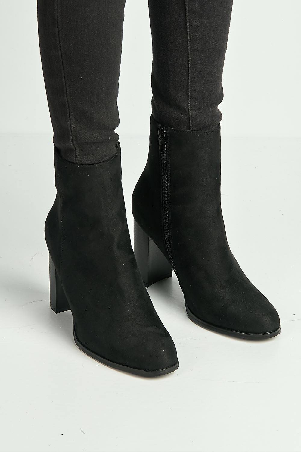 Miss Diva Alathea Round Toe Block Heel Ankle Boots In Black