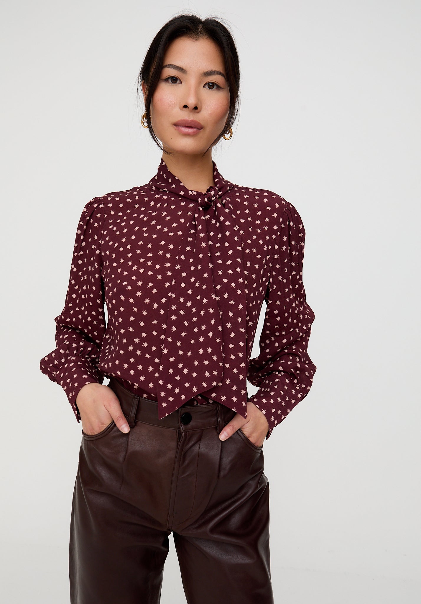Fifi Pussybow Star Print Blouse In Burgundy