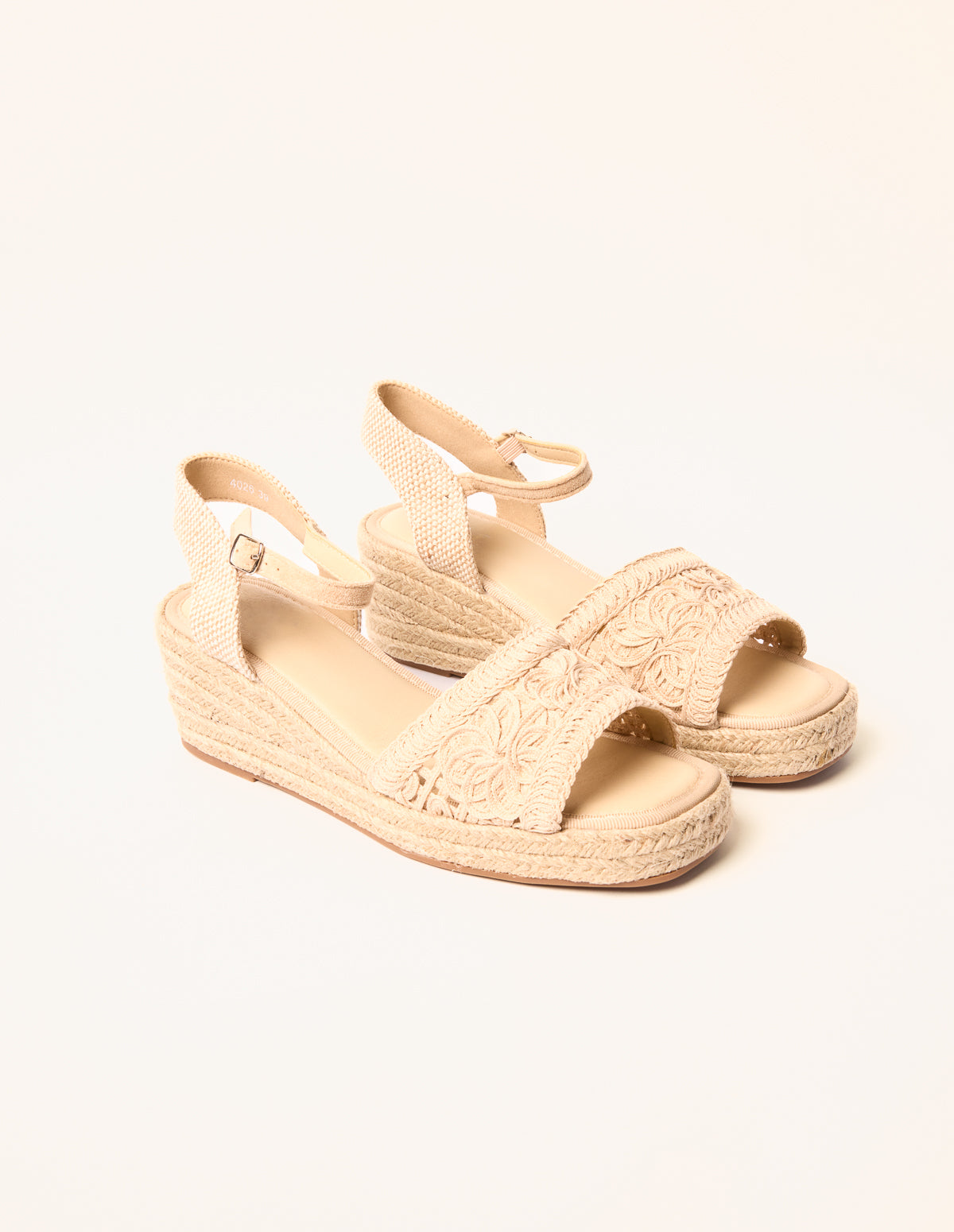 Broderie Detail Platform Sandals - BEIGE