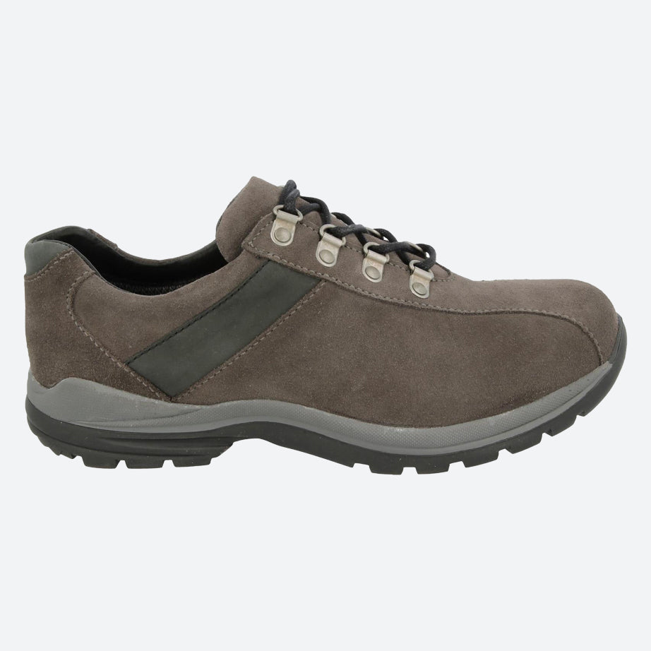 Mens Wide Fit DB Utah Waterproof Hiking Shoes, Grey suede V E - E