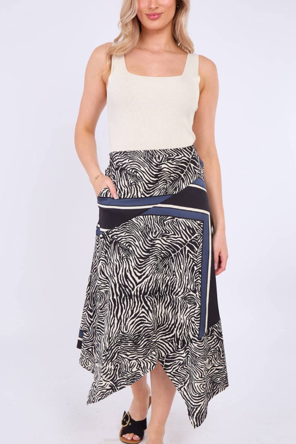 Love Sunshine Zebra Scarf Print Asymmetric Hem Skirt In Black