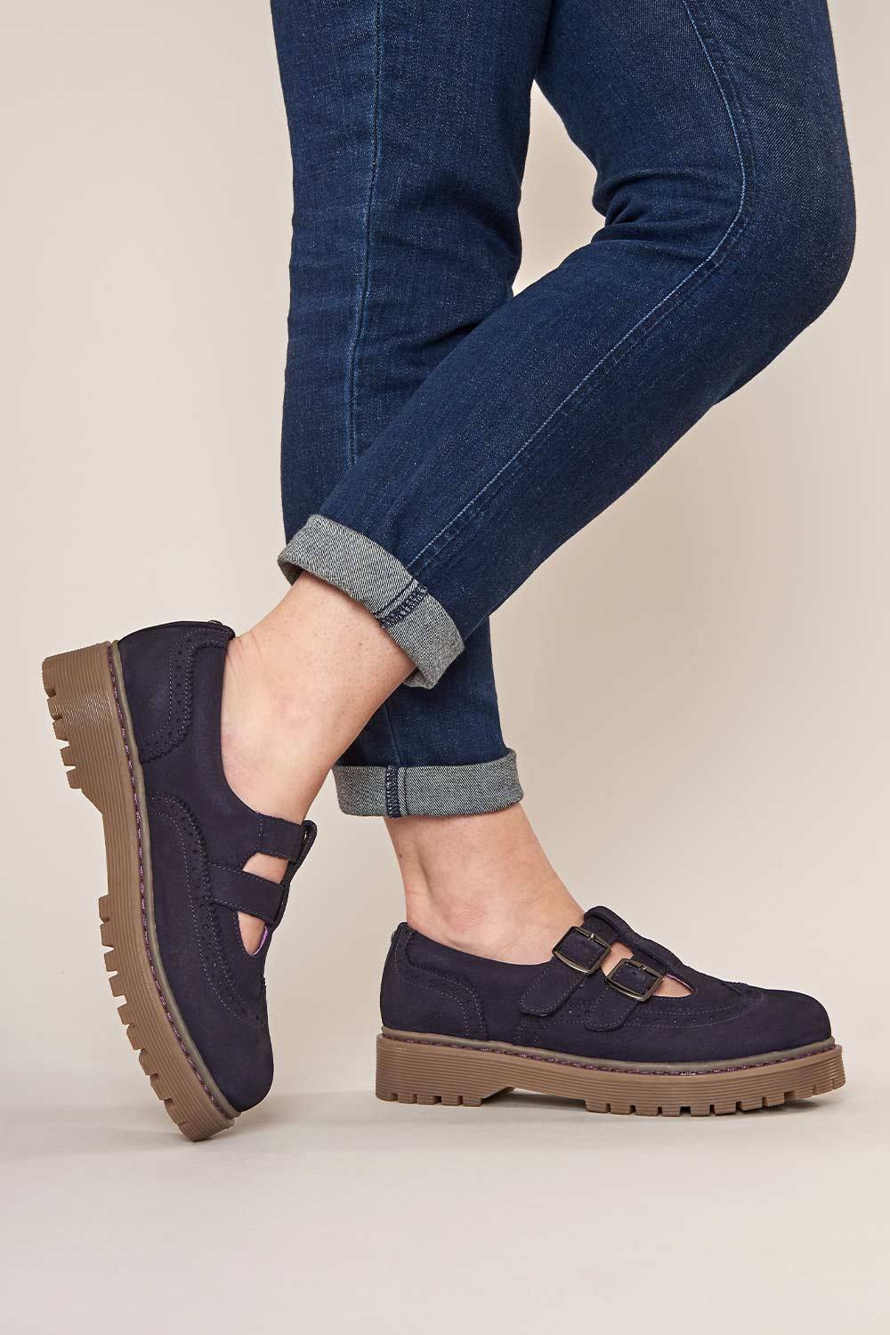 Moshulu 'calthia' Chunky Nubuck Mary Jane Shoes In Indigo