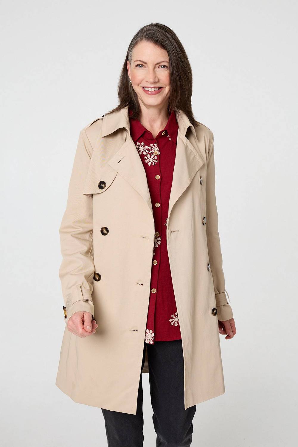 Izabel London Relaxed Double-Breasted Trench Coat In Beige
