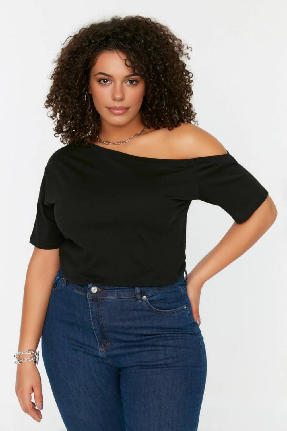 Wovcor Off The Shoulder Relaxed Fit Short Sleeve Top In Black