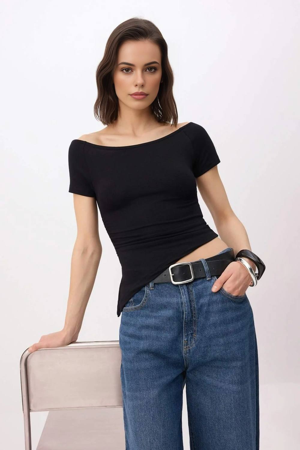 Wovcor Off Shoulder Short Sleeve Fitted Bodycon Top In Black