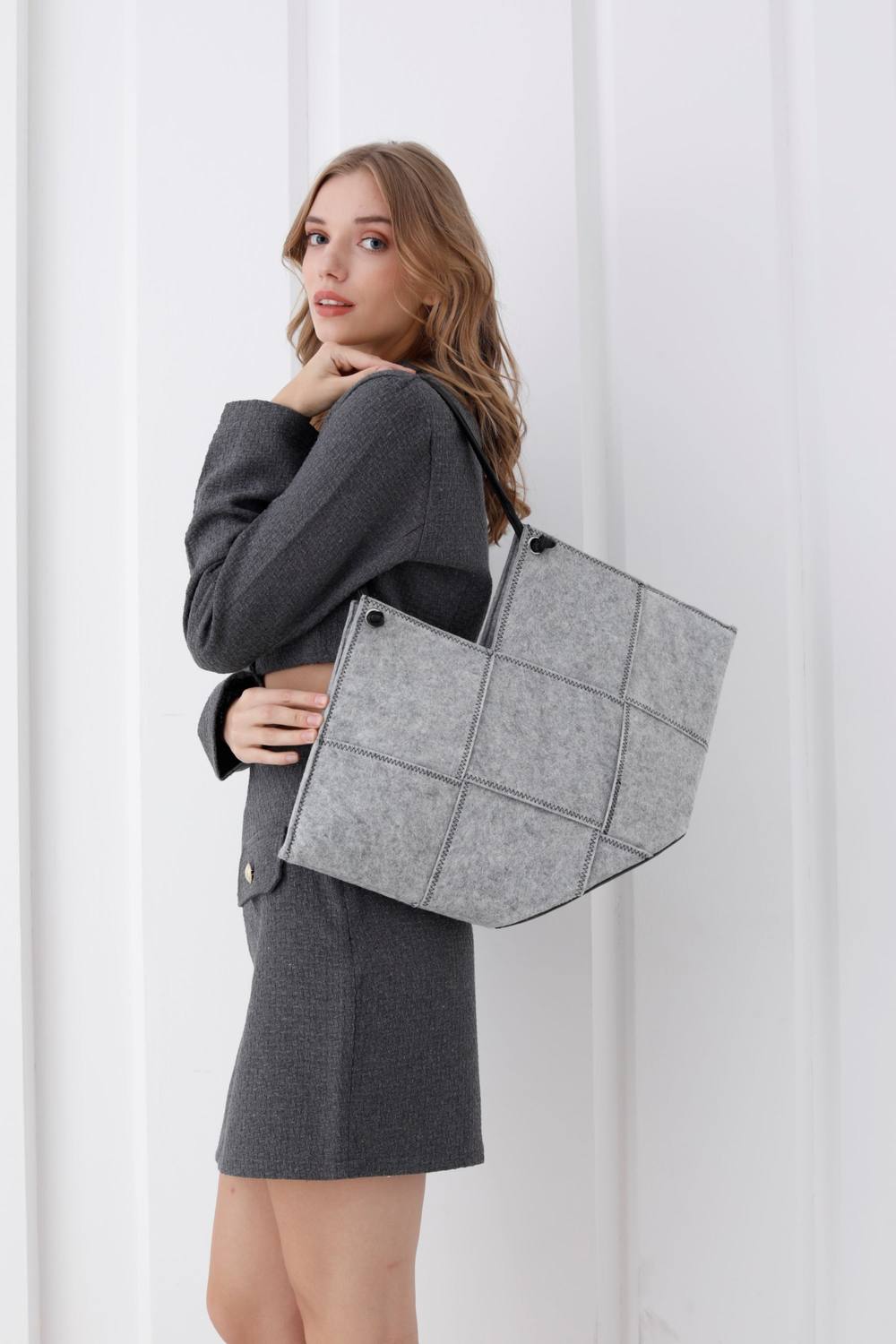 Belissh Women's Braided Lightweight Tote Bag in Grey
