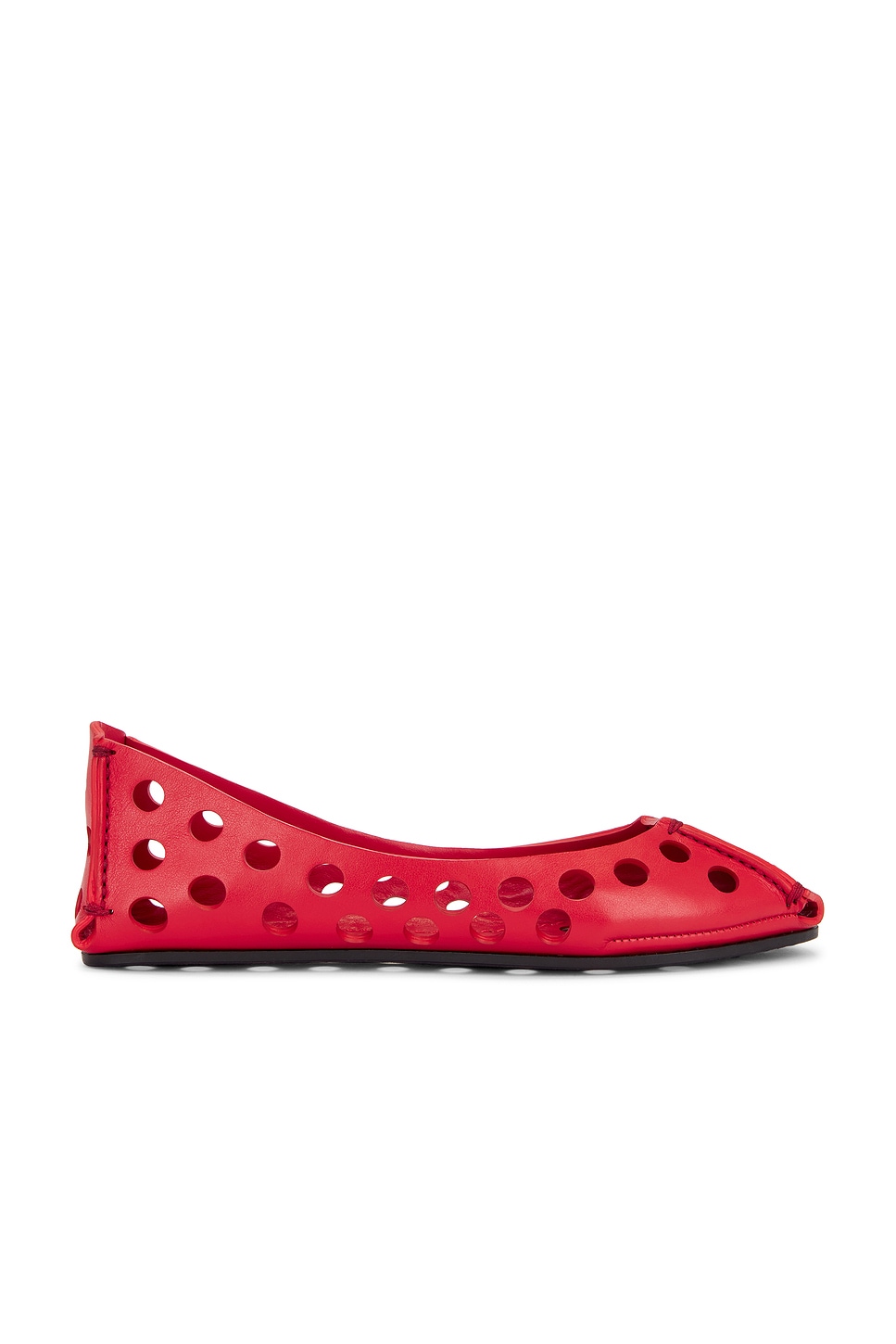 ALAÏA Ballet Flat in Laque - Red. Size 36 (also in 37, 38, 39, 40, 41).