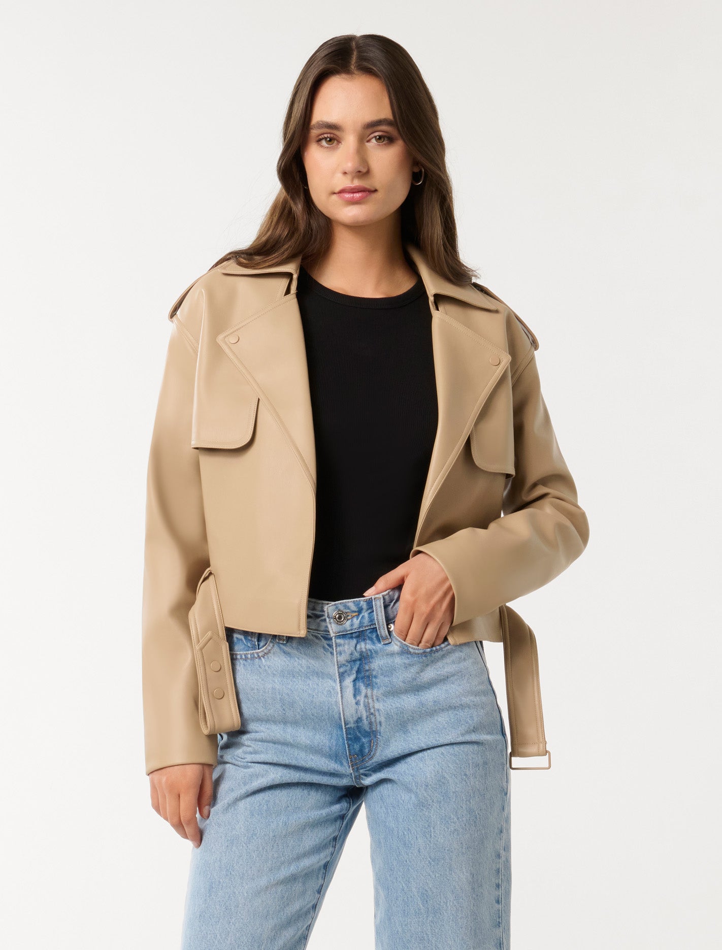 Forever New Women's Lorri Faux-Leather Cropped Trench in Camel, Size 14 Polyester With Polyurethane Coating/Polyester/Elastane